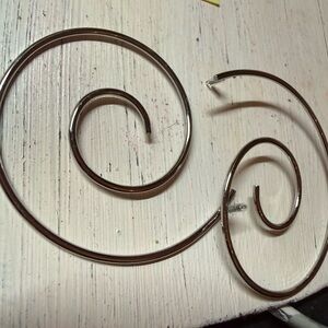 Contemporary Silver Spiral Wall Decor - Modern Metal Accent